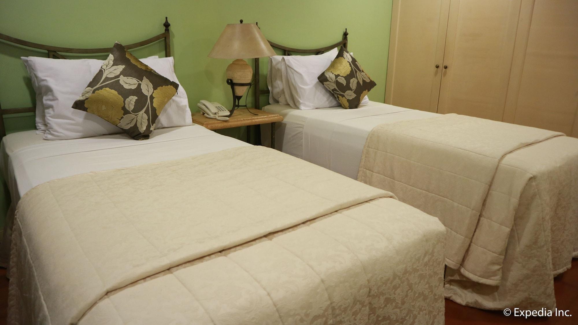 Sophia Suites Residence Hotel Cebu Esterno foto