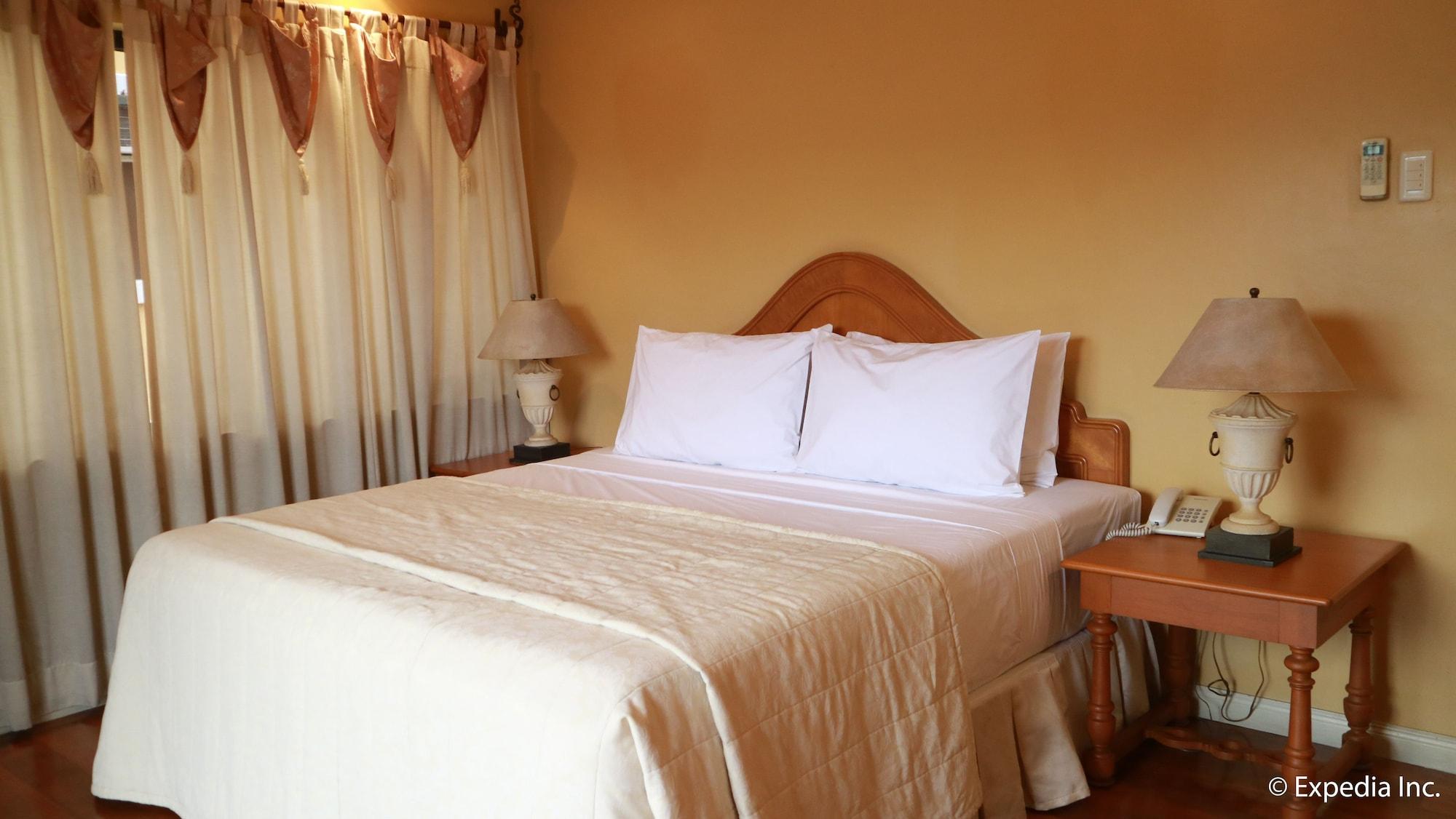 Sophia Suites Residence Hotel Cebu Esterno foto