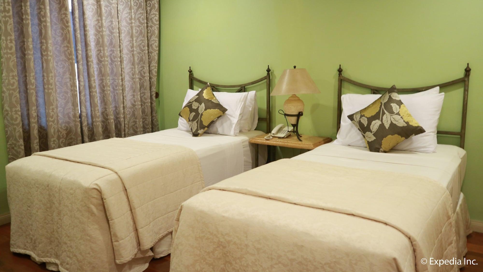 Sophia Suites Residence Hotel Cebu Esterno foto