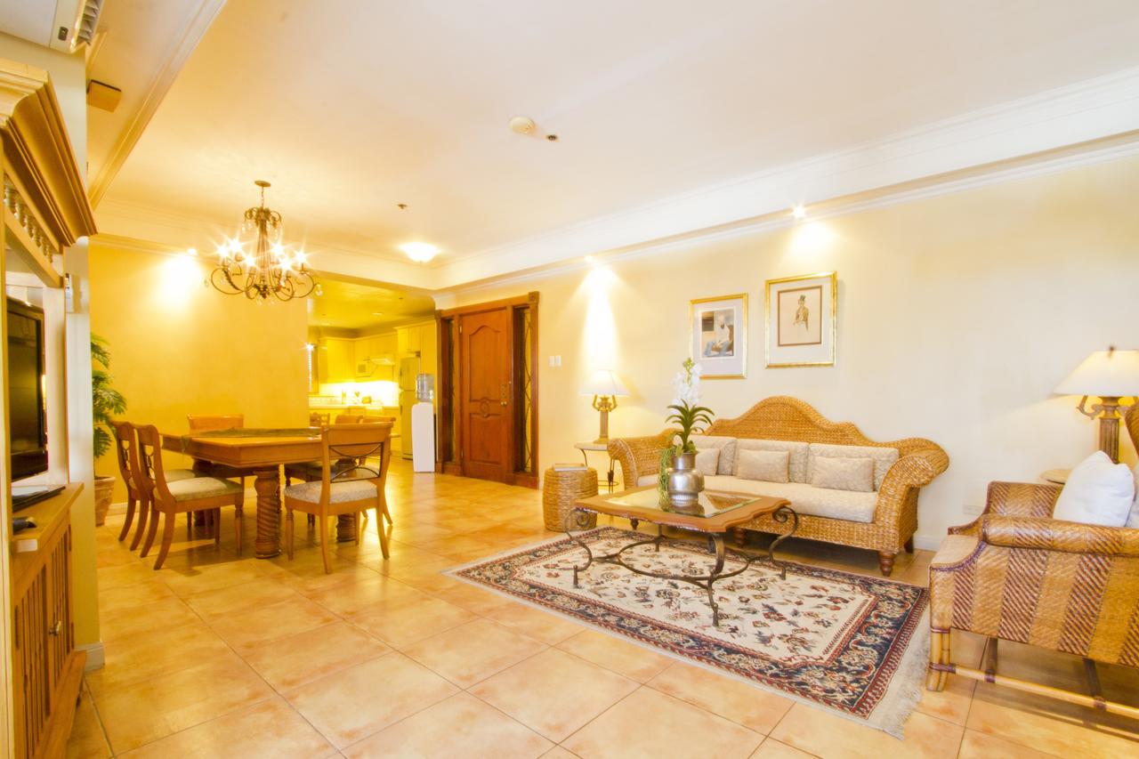 Sophia Suites Residence Hotel Cebu Esterno foto